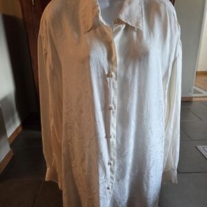 Elegant White Blouse